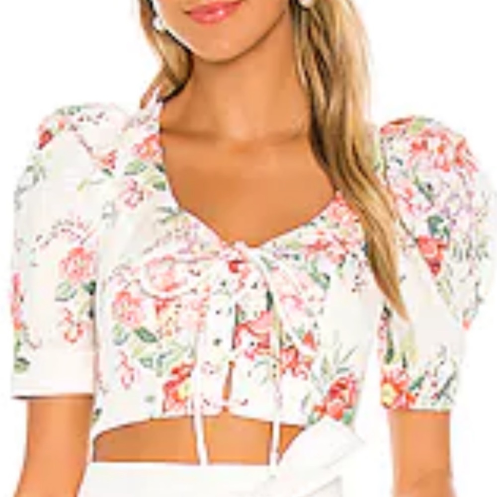 Bellitude Laced Crop Top in Ivory Floral